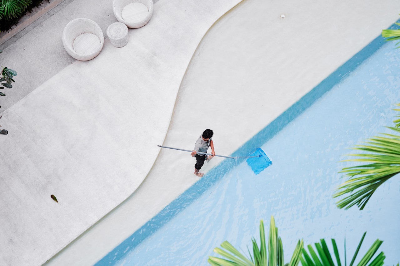 pool-Maintenence